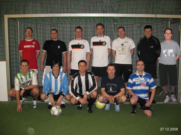 08 12 27 Weihnachtskick0102