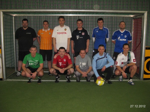 12 12 27 Weihnachtskick02