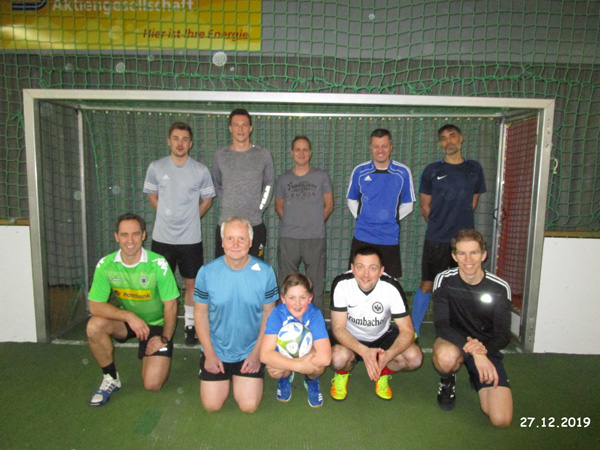 19 12 27 Weihnachtskick02